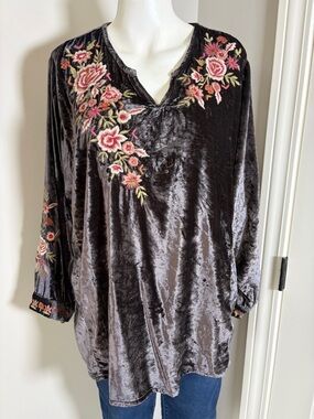 Kyla Seo Kyla Caite Top Embroidered Velvet Womens Charcoal Shirt Sz L